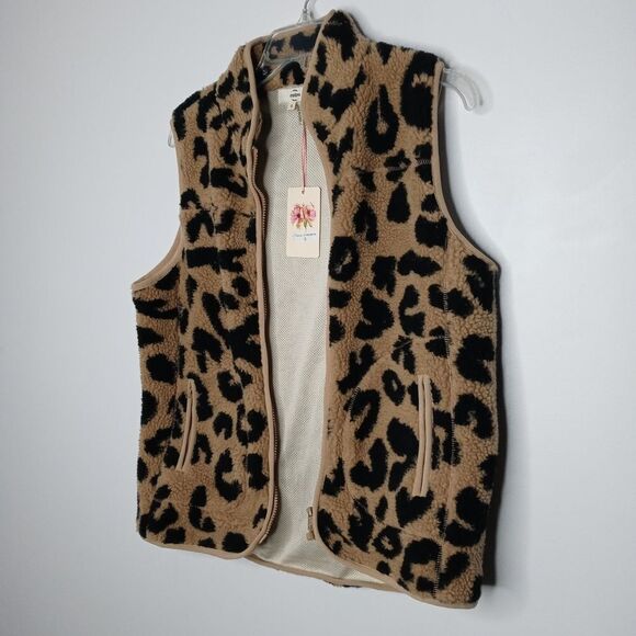 Entro leopard sherpa zip up vest - Picture 2 of 5